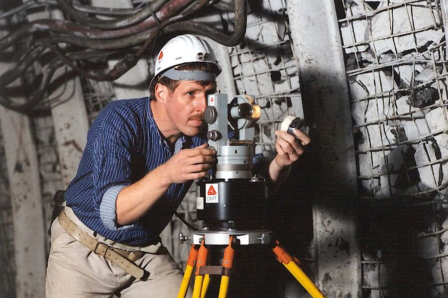 Mit seinen Wurzeln in der Bergbauindustrie, auch für den Bereich Bauwesen ideal
